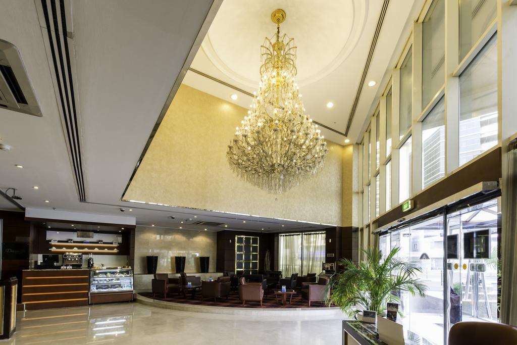 Howard Johnson Bur Dubai Exterior photo